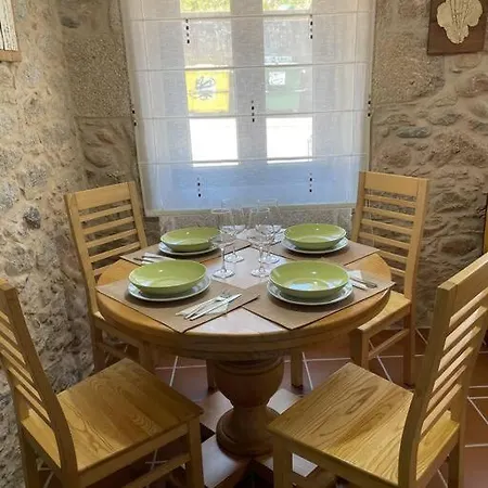 Casa Rochina Holiday home Pobra Do Caraminal